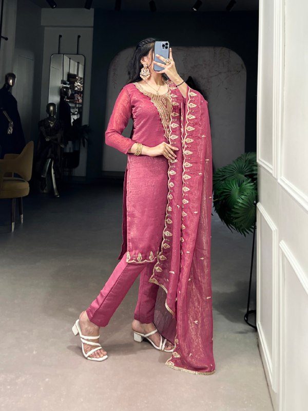 Gulaabi Noor A Rosy Radiance in Handcrafted Threadwork Suit Set