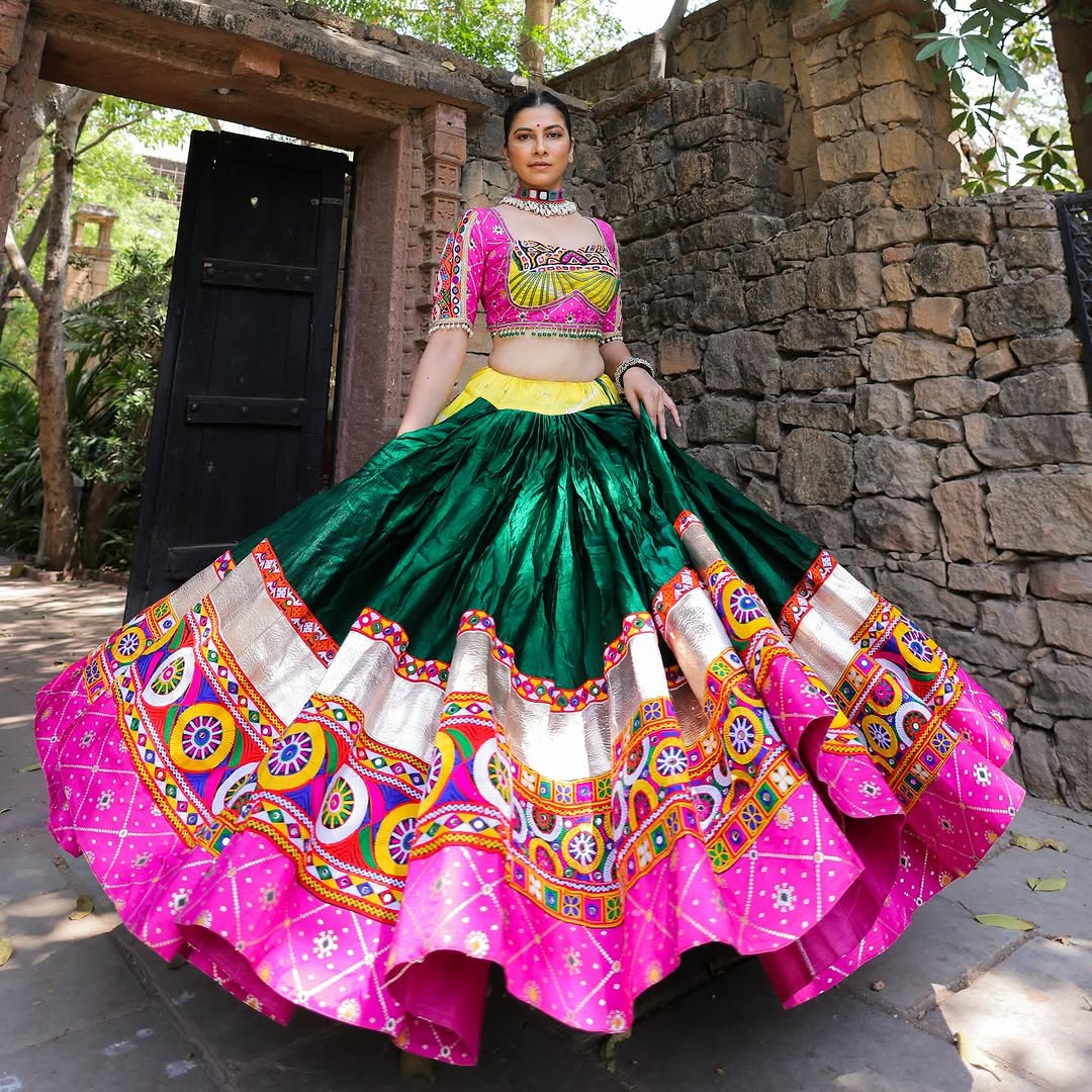 Royal Riwaaz Mirror Work Navratri Lehenga Choli