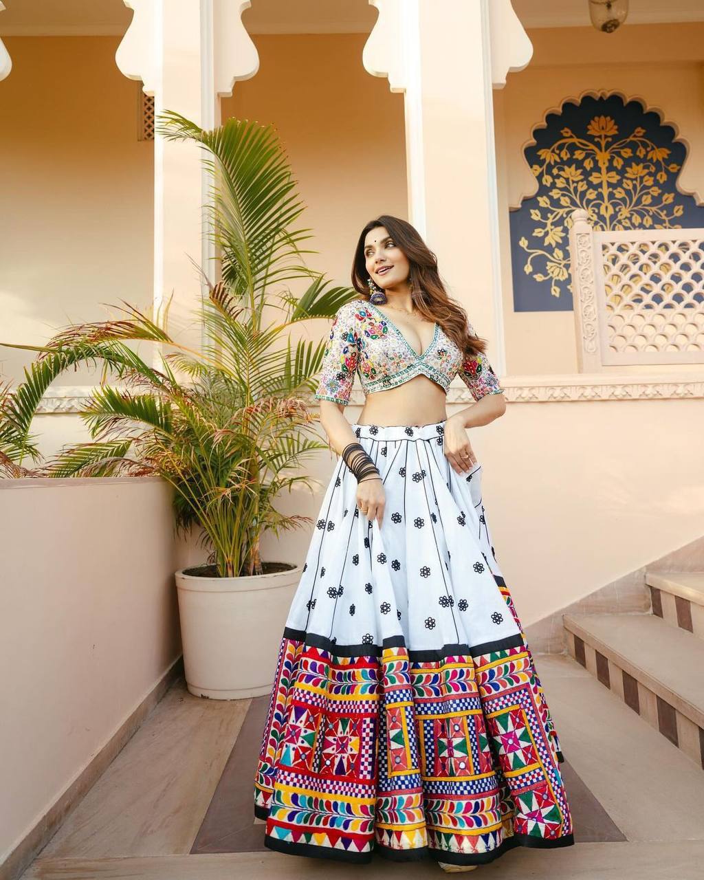 HEAVY MUSLIN COTTON WITH EMBROIDERY WORK LEHENGA CHOLI