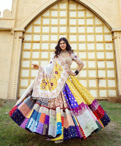 MULTICOLOR LEHENGA CANVAS PATTA BORDER WITH WHITE DUPATTA