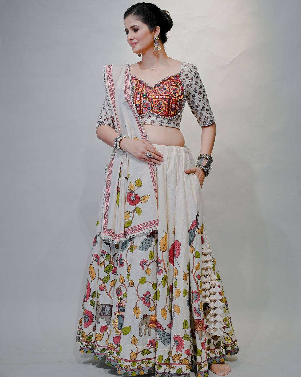 The Carnival Couture Gamathi work And Real Mirror work Tradition Lehenga Choli