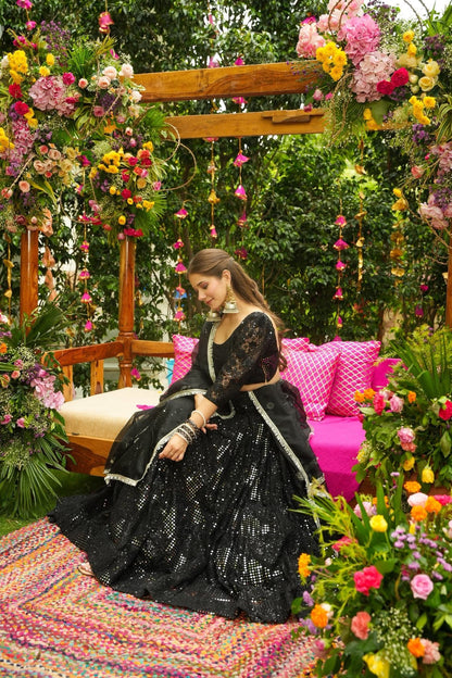 Ziyaara Heavy Lehenga Set