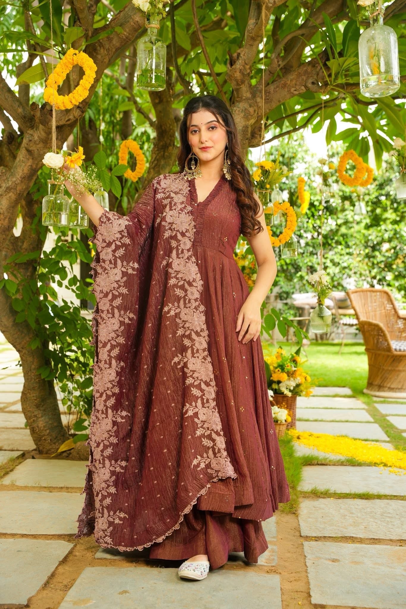 Gaurika Shimmer Crushed Tissue Suit Set