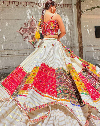 Vibrant Navratri Lehenga: Traditional Elegance with a Modern Twist