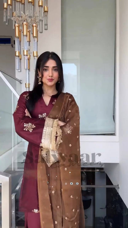 The Royal Ember Muse A Maroon Silk Draped in Gold Dust Elegance Suit